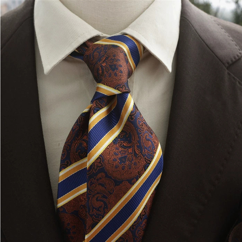 Nueva moda, corbatas de color  - Men Formal Wear With Tie reseña y precio